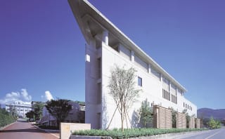 長野大学附属図書館の画像