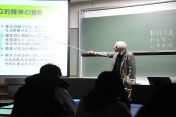 最終講義を行う長島教授