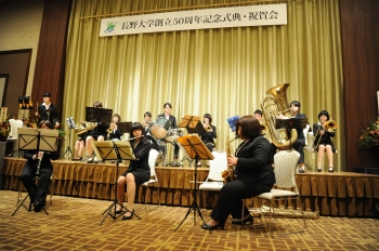 長野大学 吹奏楽部による演奏
